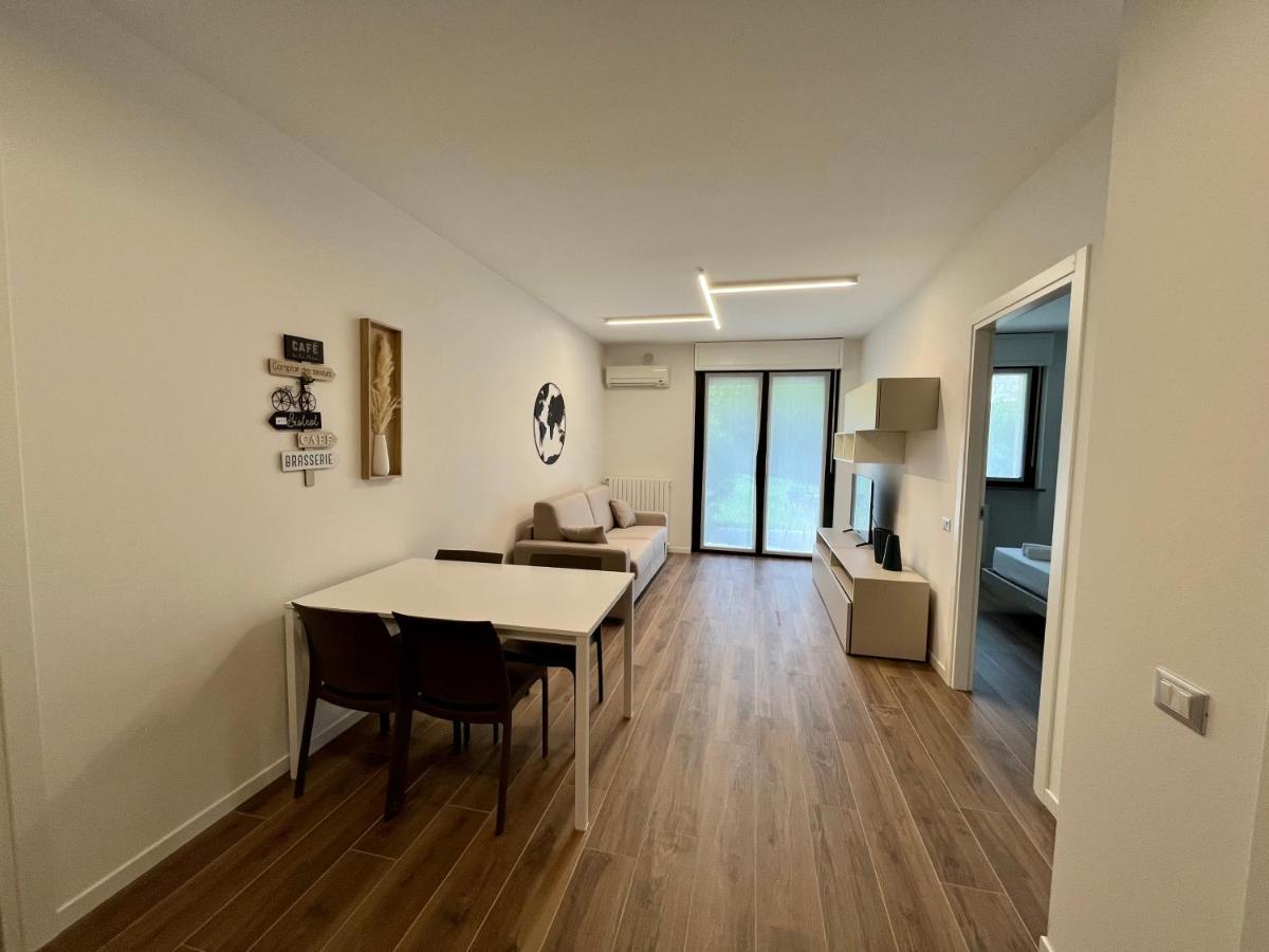 Kristall Lago Residence Дезенцано-дель-Гарда Экстерьер фото
