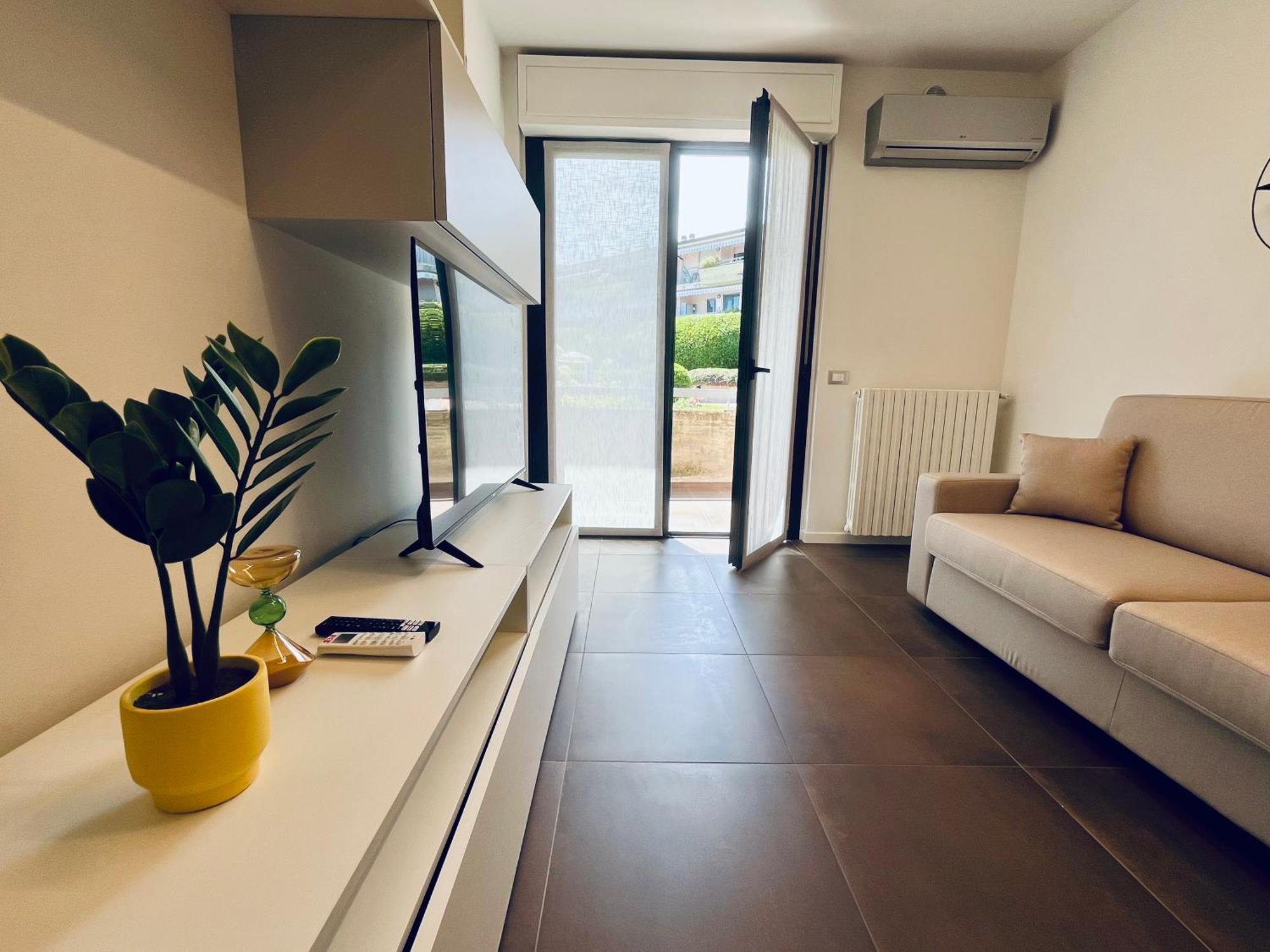 Kristall Lago Residence Дезенцано-дель-Гарда Экстерьер фото